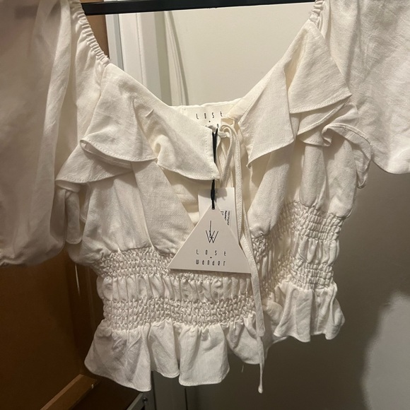 LOST + Wander cropped top PIÑA SMOCKED RUFFLE TRIM PUFF SLEEVE CROP TOP - Picture 7 of 8